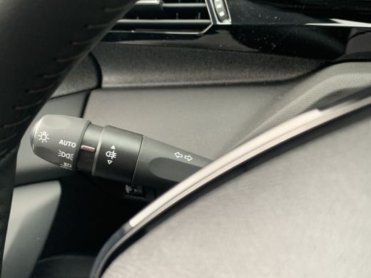 Peugeot 308 Allure | 17" lichtmetalen velgen 'HALONG' | Achteruitrijcamera 180° (Visiopark 1) | Autonomous Em... ActivLease financial lease