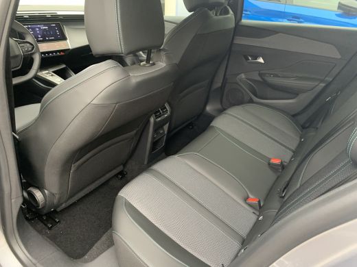 Peugeot 308 Allure | 17" lichtmetalen velgen 'HALONG' | Achteruitrijcamera 180° (Visiopark 1) | Autonomous Em... ActivLease financial lease
