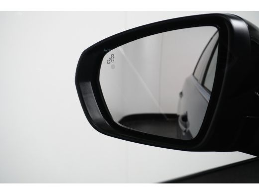 Peugeot 5008 1.2 Hybrid 136 GT Elek. Achterklep | Adaptieve Cruise | Stoeverwarming | Carplay | Digitaal Dashb... ActivLease financial lease