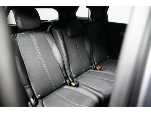 Peugeot 5008 1.2 Hybrid 136 GT Elek. Achterklep | Adaptieve Cruise | Stoeverwarming | Carplay | Digitaal Dashb... ActivLease financial lease