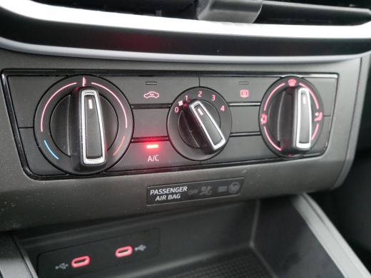 Seat Ibiza 1.0 EcoTSI Style Plus | Airco | Apple Carplay/Android Auto|telefoonintegratie premium | Cruise co... ActivLease financial lease