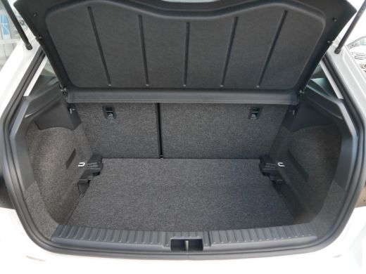 Seat Ibiza Style | Automatisch dimmende binnenspiegel | Buitenspiegels elektrisch verstelbaar | Koplampverli... ActivLease financial lease