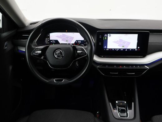 Skoda Octavia Combi 1.5 e-TSI AUT. + 18 INCH | ADAPTIVE CRUISE | LED | VIRTUAL COCKPIT | SFEERVERLICHTING | CAM... ActivLease financial lease