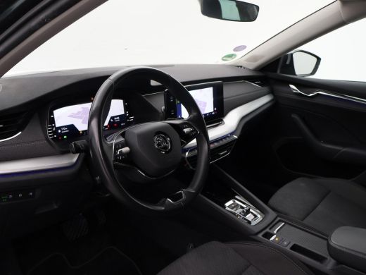 Skoda Octavia Combi 1.5 e-TSI AUT. + 18 INCH | ADAPTIVE CRUISE | LED | VIRTUAL COCKPIT | SFEERVERLICHTING | CAM... ActivLease financial lease
