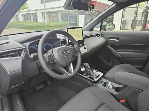 Toyota Corolla Cross Hybrid 140 Dynamic ActivLease financial lease