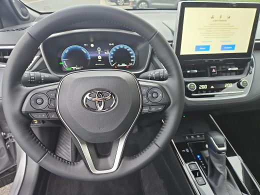 Toyota Corolla Cross Hybrid 180 Executive ActivLease financial lease