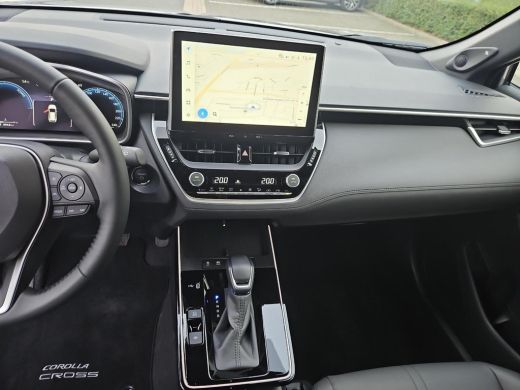 Toyota Corolla Cross Hybrid 180 Executive ActivLease financial lease