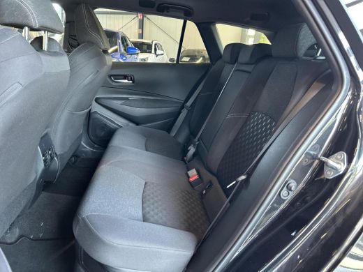 Toyota Corolla Suzuki Swace 1.8 Hybrid Select **STUUR- & STOELVERWARMING/ APPLE CARPLAY & ANDROID AUTO/ ADAPTIVE... ActivLease financial lease