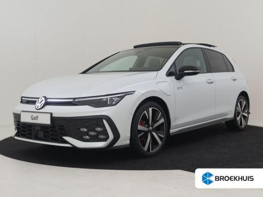 Volkswagen Golf 1.5 eHybrid GTE l Vienna Leder int. incl Climate stoelen l Panoramadak l Adaptief onderstel l Hea... Volkswagen Golf 1.5 eHybrid GTE l Vienna Leder int. incl Climate stoelen l Panoramadak l Adaptief onderstel l Hea...