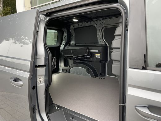 Volkswagen ID. Buzz Cargo Cargo Demo edition 286PK RWD | Trekhaak | 2 zits | LED MATRIX | ActivLease financial lease