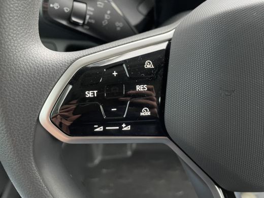 Volkswagen ID. Buzz Cargo Cargo Demo edition 286PK RWD | Trekhaak | 2 zits | LED MATRIX | ActivLease financial lease