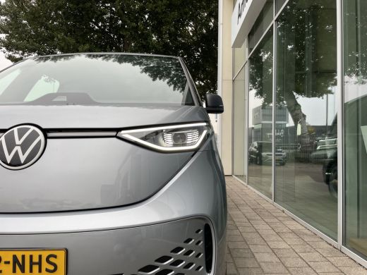 Volkswagen ID. Buzz Cargo Cargo Demo edition 286PK RWD | Trekhaak | 2 zits | LED MATRIX | ActivLease financial lease