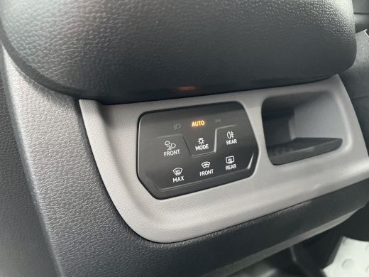 Volkswagen ID. Buzz Cargo Cargo Demo edition 286PK RWD | Trekhaak | 2 zits | LED MATRIX | ActivLease financial lease