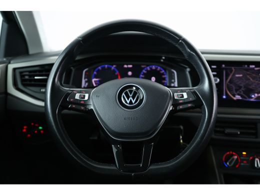Volkswagen Polo 1.0 TSI Comfortline | 1e Eigenaar! | Virtual | Parkeersensoren V+A | Navi | Cruise Adaptive | DAB... ActivLease financial lease