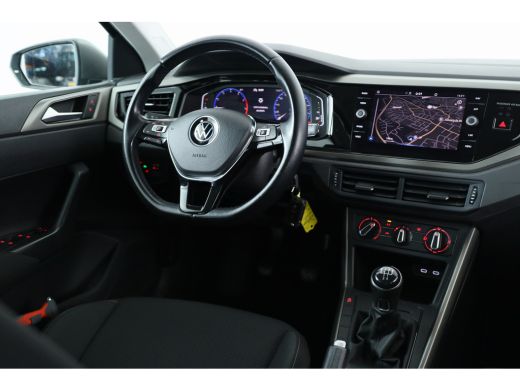 Volkswagen Polo 1.0 TSI Comfortline | 1e Eigenaar! | Virtual | Parkeersensoren V+A | Navi | Cruise Adaptive | DAB... ActivLease financial lease