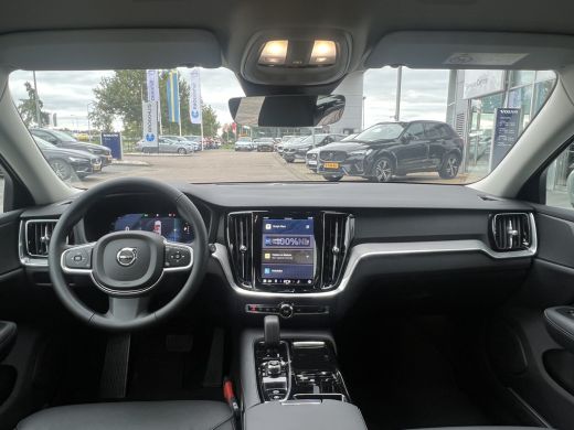Volvo  V60 T6 Plug-in hybrid AWD Bright | Leder | Trekhaak | Camera | Adaptive Cruise | Stoelverwarming ActivLease financial lease