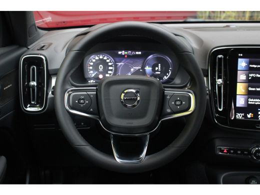 Volvo  XC40 1.5 T4 Recharge R-Design | Cruise control adaptief met Stop&Go en stuurhulp | Elektrisch verstelb... ActivLease financial lease
