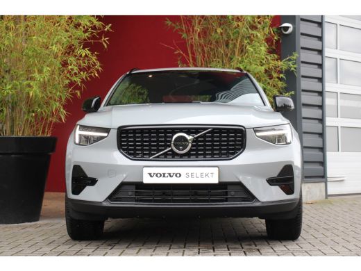 Volvo  XC40 1.5 T4 Recharge R-Design | Cruise control adaptief met Stop&Go en stuurhulp | Elektrisch verstelb... ActivLease financial lease