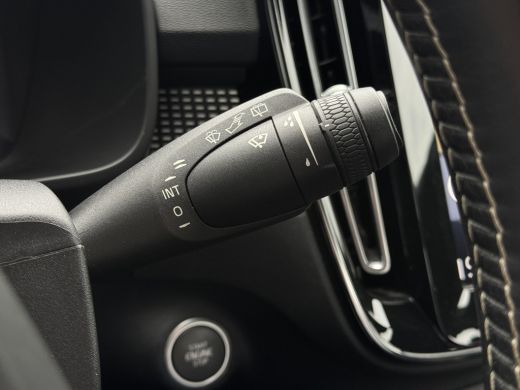 Volvo  XC40 1.5 T5 Recharge R-Design | Achteruitrijcamera | Interieur voorverwarmingsinstallatie | Lederen/al... ActivLease financial lease