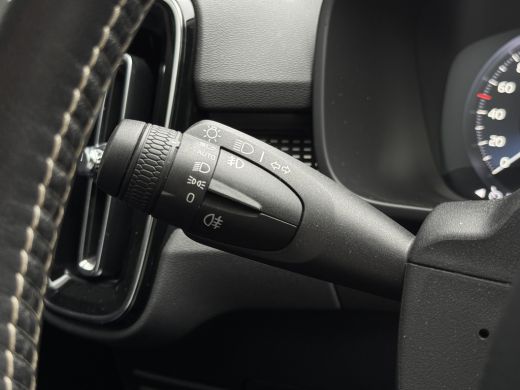Volvo  XC40 1.5 T5 Recharge R-Design | Achteruitrijcamera | Interieur voorverwarmingsinstallatie | Lederen/al... ActivLease financial lease