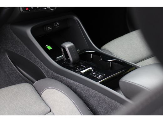 Volvo  XC40 1.5 T5 Recharge R-Design | Harman/Kardon | Camera | Adaptive Cruise | Stuur/stoelverwarming | Key... ActivLease financial lease