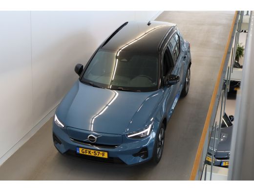 Volvo  XC40 Single Motor Extended Range 252PK Plus | Trekhaak | Getint Glas | Climate | Keyless | Bliss ActivLease financial lease