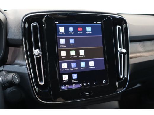 Volvo  XC40 Single Motor Extended Range 252PK Plus | Trekhaak | Getint Glas | Climate | Keyless | Bliss ActivLease financial lease