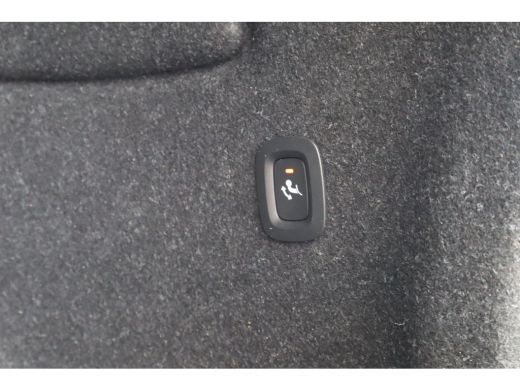 Volvo  XC40 Single Motor Extended Range 252PK Plus | Trekhaak | Getint Glas | Climate | Keyless | Bliss ActivLease financial lease