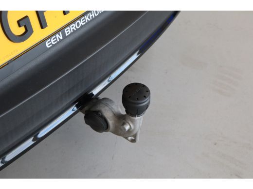 Volvo  XC40 Single Motor Extended Range 252PK Plus | Trekhaak | Getint Glas | Climate | Keyless | Bliss ActivLease financial lease