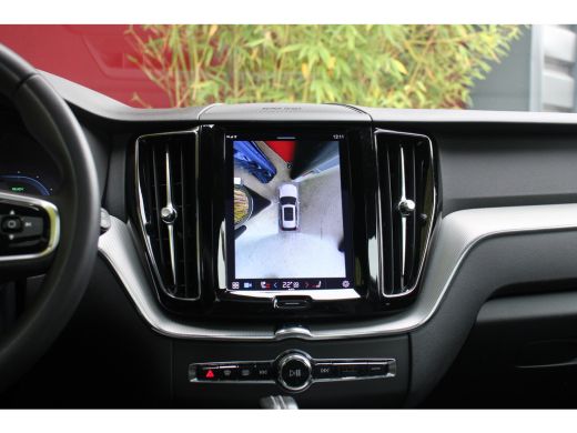 Volvo  XC60 2.0 Recharge T6 AWD R-Design | Panoramadak | 360 Camera | Memory | Harman/Kardon ActivLease financial lease