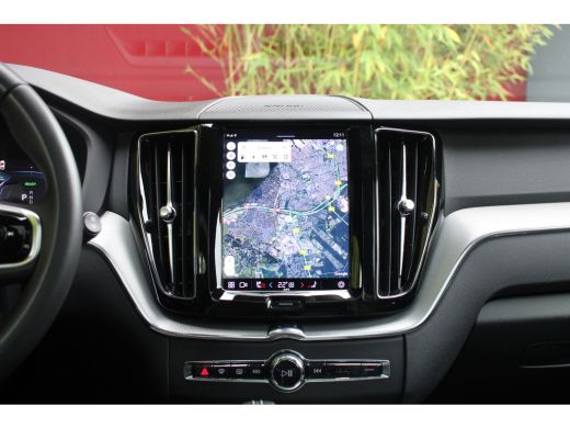 Volvo  XC60 2.0 Recharge T6 AWD R-Design | Panoramadak | 360 Camera | Memory | Harman/Kardon ActivLease financial lease