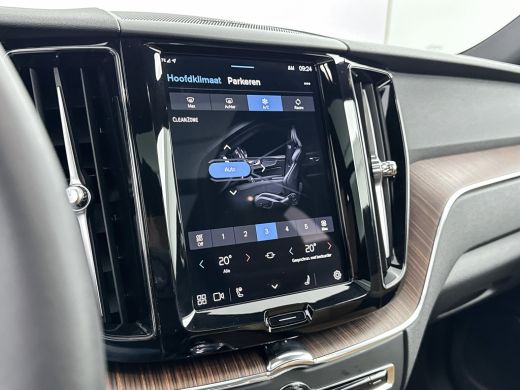Volvo  XC60 2.0 T6 Plug-in hybrid AWD Plus Dark | 21" | Geventileerd Nappa Leder | 360 Camera | Harman Kardon... ActivLease financial lease