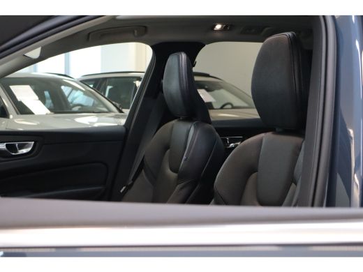 Volvo  XC60 Recharge T8 455PK Inscription | Trekhaak | Getint Glas | Power Seats | Panoramadak | Blis | Park ... ActivLease financial lease