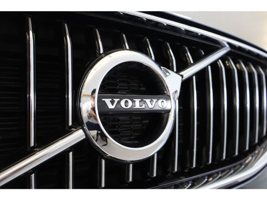 Volvo  XC60 Recharge T8 455PK Inscription | Trekhaak | Getint Glas | Power Seats | Panoramadak | Blis | Park ... ActivLease financial lease