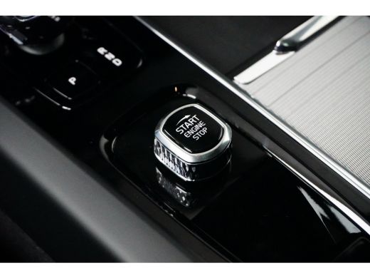 Volvo  XC60 T6 Plus Dark | Trekhaak | Panoramadak | BLIS | ActivLease financial lease