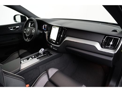 Volvo  XC60 T6 Plus Dark | Trekhaak | Panoramadak | BLIS | ActivLease financial lease