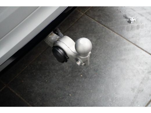 Volvo  XC60 T6 Plus Dark | Trekhaak | Panoramadak | BLIS | ActivLease financial lease