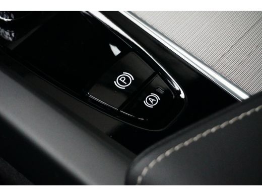 Volvo  XC60 T6 Plus Dark | Trekhaak | Panoramadak | BLIS | ActivLease financial lease