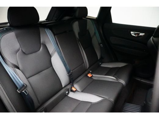 Volvo  XC60 T6 Plus Dark | Trekhaak | Panoramadak | BLIS | ActivLease financial lease