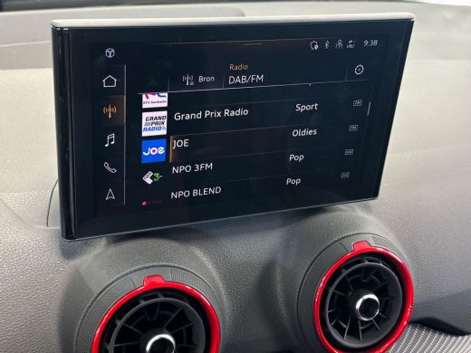 Audi Q2 35 150pk TFSI S Edition Stylingpakket mat zwart | Cruise control | Parkeerhulp achter ActivLease financial lease