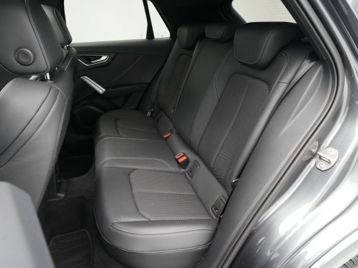 Audi Q2 35 TFSI 150 pk S-Tronic S Edition Panoramadak, S-Line, Navi, Pdc 112 ActivLease financial lease