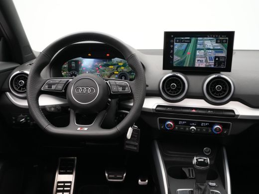 Audi Q2 35 TFSI 150 pk S-Tronic S Edition Panoramadak, S-Line, Navi, Pdc 112 ActivLease financial lease