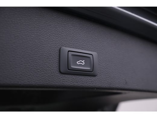 Audi Q2 35 TFSI S Edition 150pk, Volleder, Navi, Climate, ActivLease financial lease