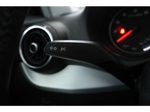 Audi Q2 35 TFSI S Edition 150pk, Volleder, Navi, Climate, ActivLease financial lease