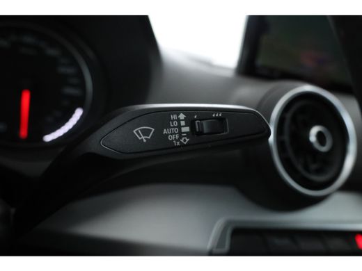 Audi Q2 35 TFSI S Edition 150pk, Volleder, Navi, Climate, ActivLease financial lease