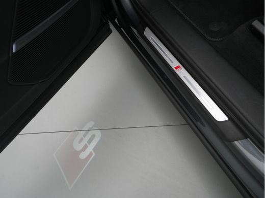 Audi Q7 60 TFSI e quattro Pro Line S Competition Luchtvering Panorama B&O Stoelverwarming Vierwielbesturi... ActivLease financial lease