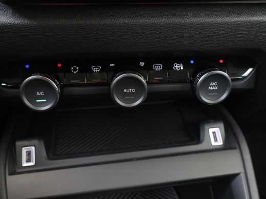 Citroën C4 1.2 Hybrid 136 Plus Camera | Navigatie | Carplay | Digitaal Dashboard | 18" Lichtmetaal | Cruise ... ActivLease financial lease