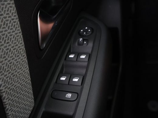 Citroën C4 1.2 Hybrid 136 Plus Camera | Navigatie | Carplay | Digitaal Dashboard | 18" Lichtmetaal | Cruise ... ActivLease financial lease