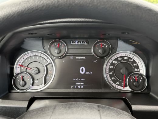 Dodge Ram 1500 1500 5.7 V8 CLASSIC NIGHT 4x4 / LEDER / BPM VRIJ / 1e EIG. / CAMERA / 6-PERS / NAVI / 3.5T TREKHAAK ActivLease financial lease