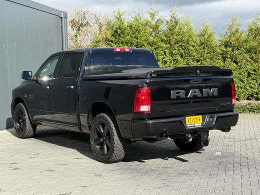Dodge Ram 1500 1500 5.7 V8 CLASSIC NIGHT 4x4 / LEDER / BPM VRIJ / 1e EIG. / CAMERA / 6-PERS / NAVI / 3.5T TREKHAAK ActivLease financial lease